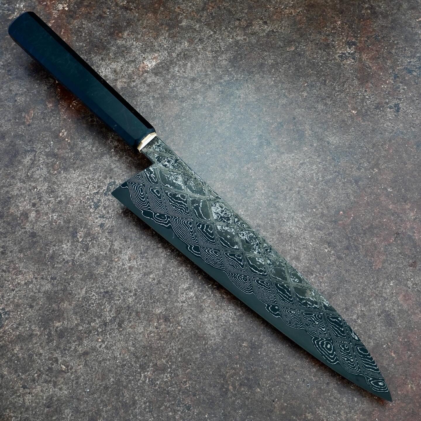 235MM Gyuto - ApexUltra Core and Nickel Damascus