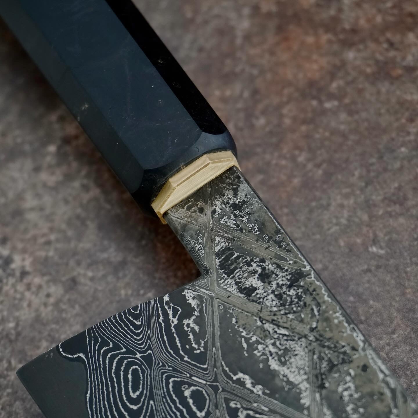 235MM Gyuto - ApexUltra Core and Nickel Damascus